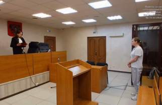 В Курске молодая мать прижигала сигаретой и избивала 3-летнюю дочь