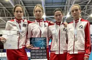 Курские рапиристки выиграли серебро на детском первенстве России