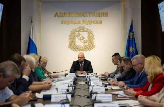Глава Курска провел планерку и раздал поручения