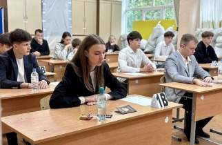 В Курской области 21 курский выпускник сдал ЕГЭ на 100 баллов
