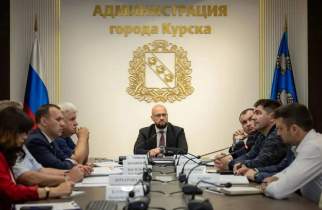 Глава Курска поручил пересмотреть цену контракта на уборку парков и скверов