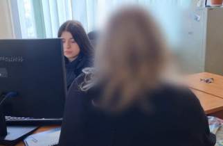 Курянка перевела аферистам почти 4 млн рублей за иномарку