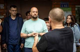 В Курске разбираются с тротуаром, двором и подвалом