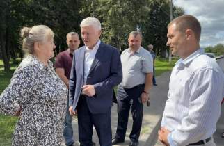 В Курской области депутат Пискарев помог спасти город от затопления канализацией