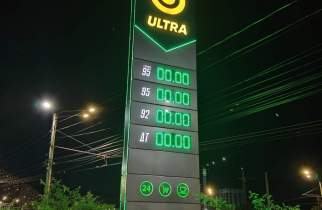 Куряне жалуются на очереди на АЗС, а власти просят не создавать ажиотаж