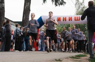 В Курске прошел полумарафон в тельняшках памяти экипажа АПРК «Курск»