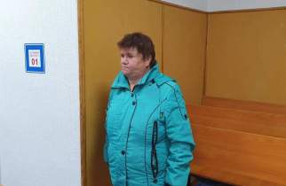 Курянке не хватило денег и знаний для отправки в колонию
