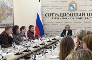 Больше половины курских учителей остаются под "бумажным прессом"