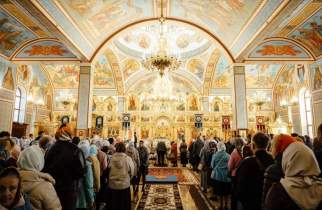 В Курске освятили Покровский храм на проспекте Хрущева