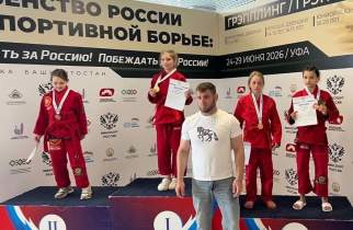 Курянка взяла бронзу на рекордном первенстве России по борьбе