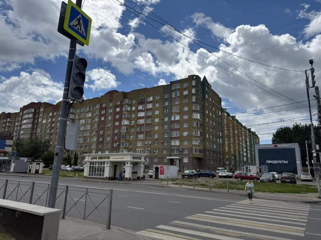 В Курске ведется установка 12 новых светофоров