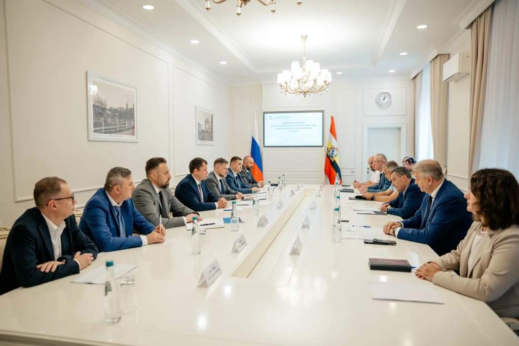 Хинштейн обсудил топливную ситуацию с руководством «Газпрома»