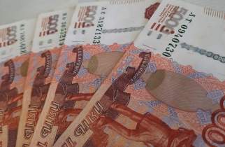 Двое работников получили 385 тыс. рублей задолженности по решению курского суда