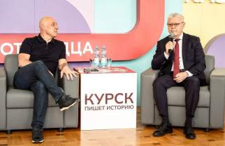 В Курске Денис Майданов провел встречу с молодежью и спел