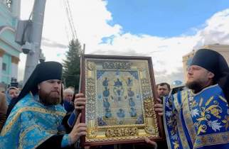 Курскую Коренную икону Божией Матери «Знамение» встретили в Курске