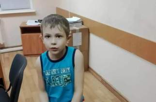 В Курске ищут родителей найденного у ТЦ на Студенческой мальчика