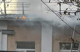 Курск атаковали беспилотники, загорелось административное здание