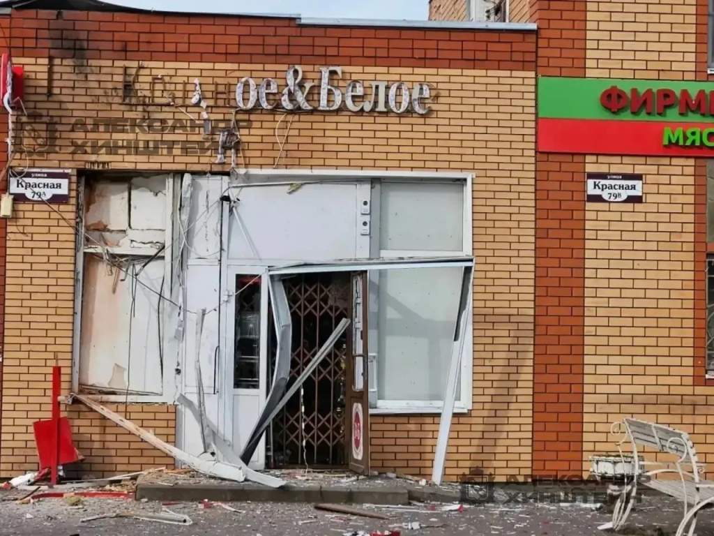 В Курской области ВСУ атаковали магазин, ранены двое